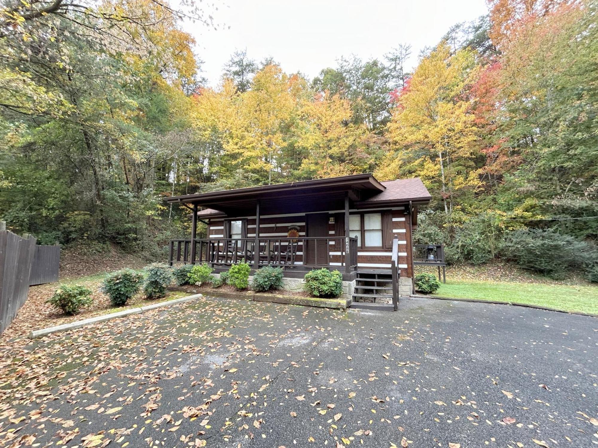 Tucked Away Cabin بيدجن فورج المظهر الخارجي الصورة